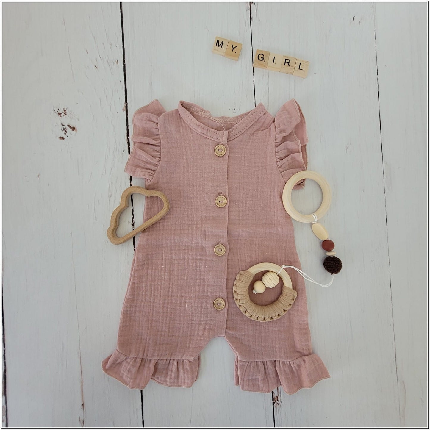 Gombos muszlin romper, mályva, (56–98)