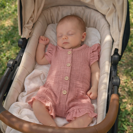 Gombos muszlin romper, mályva, (56–98)