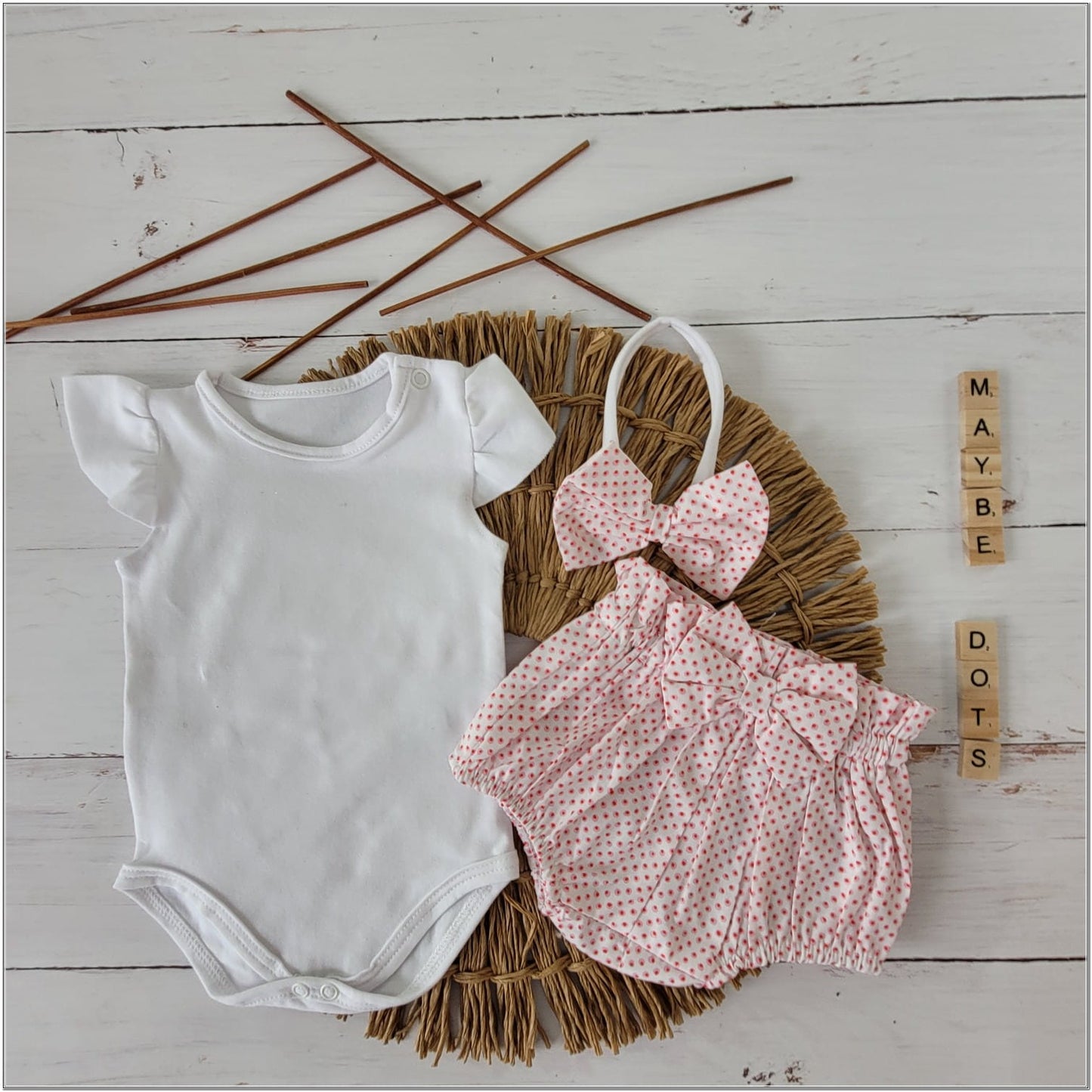 Nyári kislány szett – body, bloomers és fejpánt, pöttyös