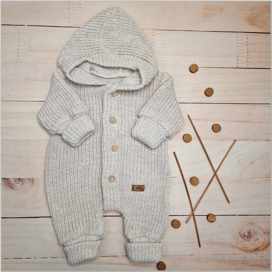 Kötött overál, cappuccino