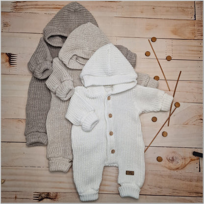 Kötött overál, mogyoró