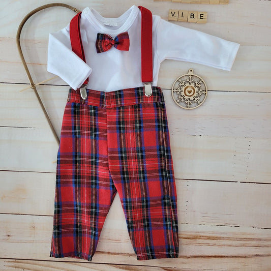 3 részes piros kockás ünnepi öltöny szett (56–86)