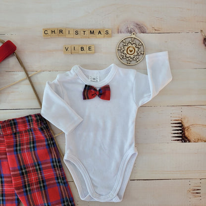 3 részes piros kockás ünnepi öltöny szett (56–86)