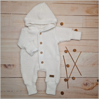 Kötött overál, mogyoró