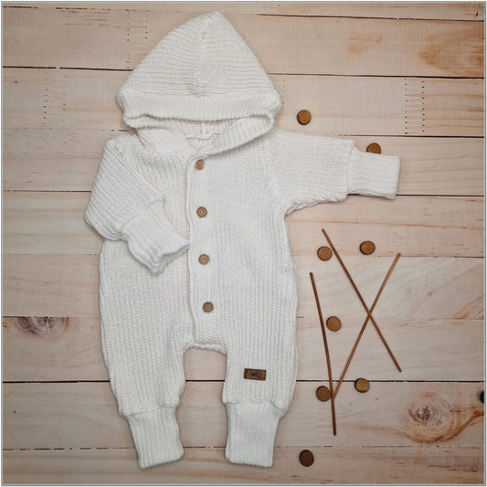 Kötött overál, fehér