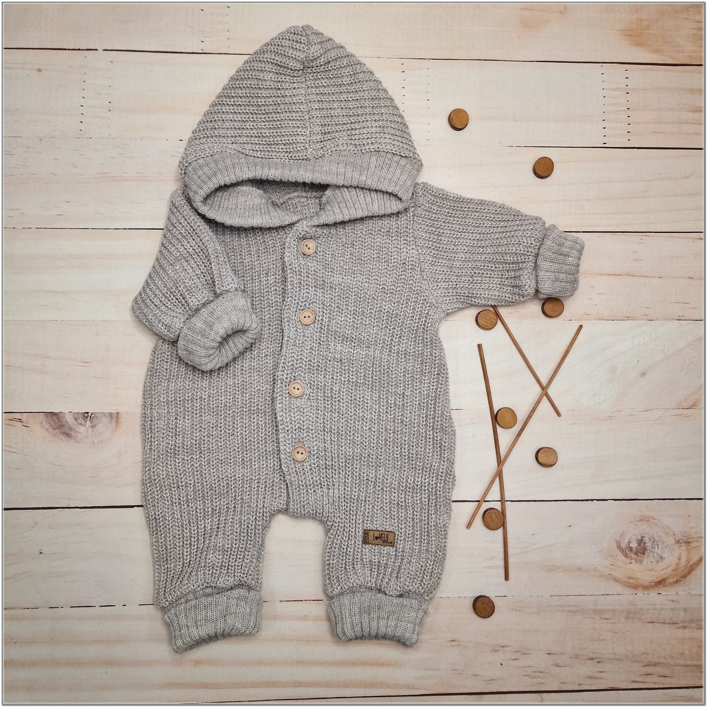 Kötött overál, mogyoró