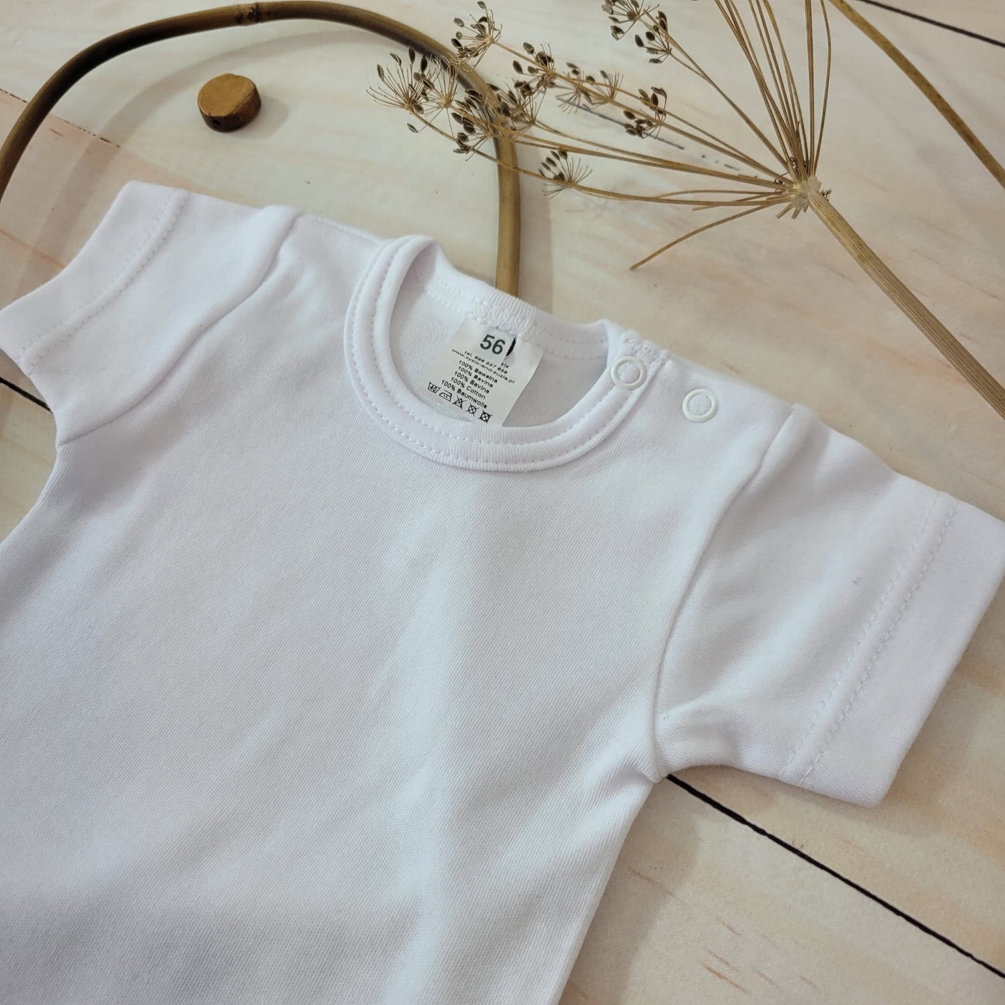 Rövid ujjú body (fehér)– utolsó darabok (56–62)