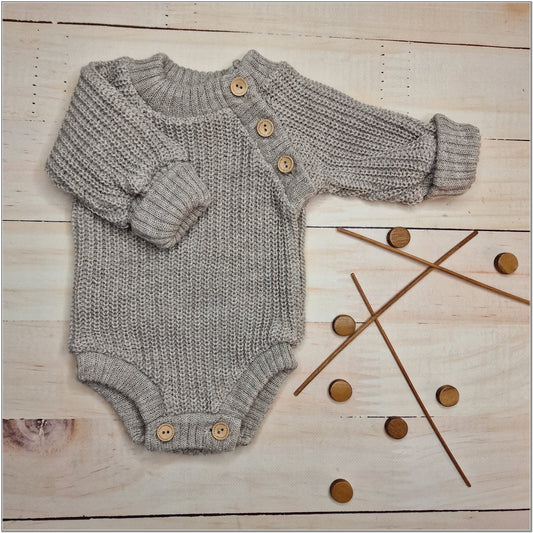 Kötött pulóver body (mogyoró)