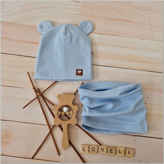 Kétrétegű baba sapka fülecskékkel + csősál, méret 56–98, kék