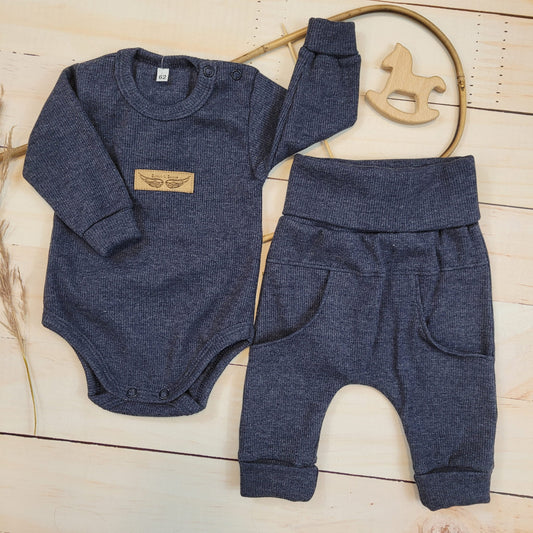 2 részes bordázott szett – body és nadrág, 56–86, jeans